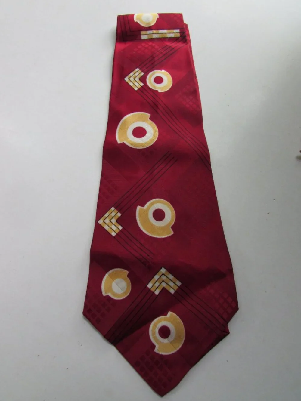 Vintage 1950 Era Men's Neck Tie Red & Yellow Circles